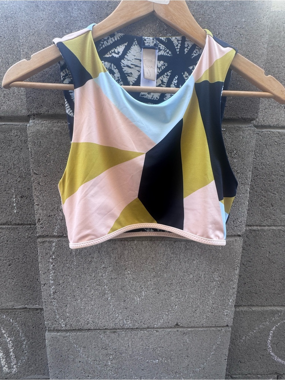 Seea Surf Geometric Print Crop Tank Top Rash Guard Swim in Pastel Pink & Olive